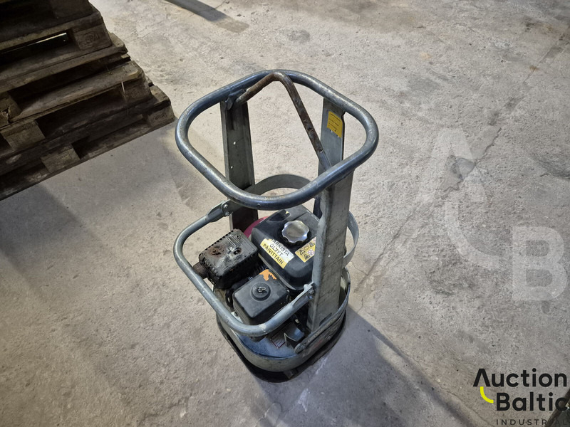 Swepac FR85 - Tärylevy: kuva Swepac FR85 - Tärylevy Swepac FR85 - Tärylevy: kuva Swepac FR85 - Tärylevy