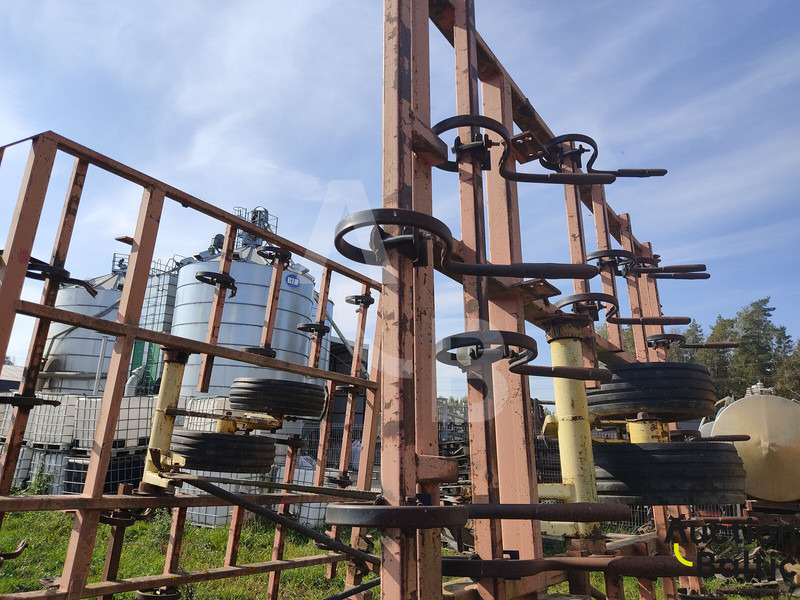 Tume 7206 - Kultivaattori: kuva Tume 7206 - Kultivaattori Tume 7206 - Kultivaattori: kuva Tume 7206 - Kultivaattori