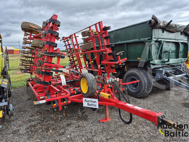 Vaderstad FX 600 - Kultivaattori: kuva Vaderstad FX 600 - Kultivaattori Vaderstad FX 600 - Kultivaattori: kuva Vaderstad FX 600 - Kultivaattori
