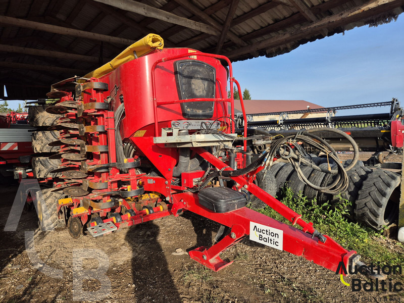Vaderstad ST 600C - Kylvölannoitin: kuva Vaderstad ST 600C - Kylvölannoitin Vaderstad ST 600C - Kylvölannoitin: kuva Vaderstad ST 600C - Kylvölannoitin