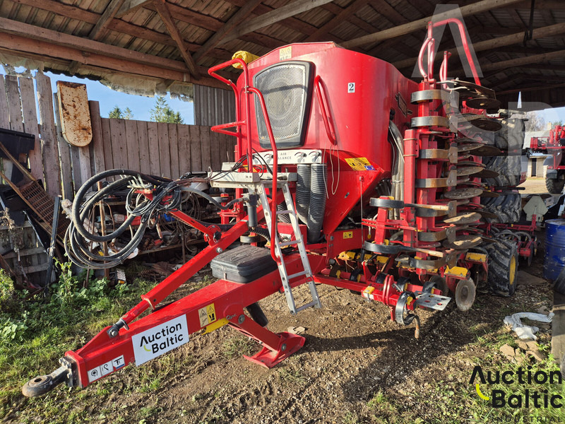 Vaderstad ST 600C - Kylvölannoitin: kuva Vaderstad ST 600C - Kylvölannoitin Vaderstad ST 600C - Kylvölannoitin: kuva Vaderstad ST 600C - Kylvölannoitin