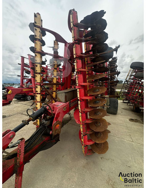 Vaderstad TopDown600 - Lautasäes: kuva Vaderstad TopDown600 - Lautasäes Vaderstad TopDown600 - Lautasäes: kuva Vaderstad TopDown600 - Lautasäes