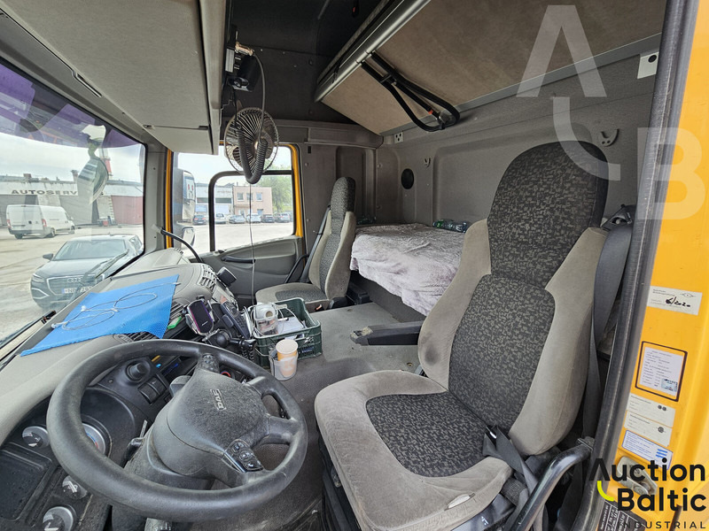 DAF FT CF85 - Vetopöytäauto: kuva DAF FT CF85 - Vetopöytäauto DAF FT CF85 - Vetopöytäauto: kuva DAF FT CF85 - Vetopöytäauto