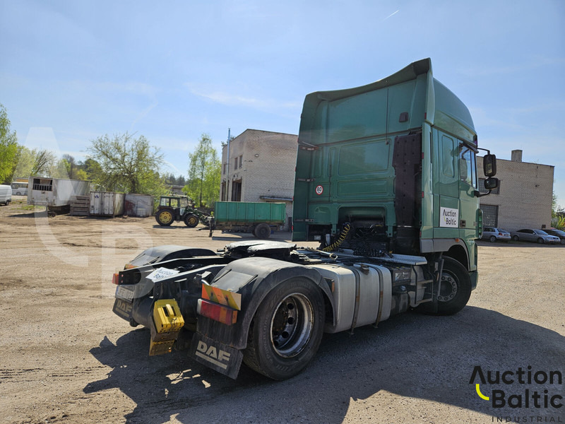 DAF XF105.460 - Vetopöytäauto: kuva DAF XF105.460 - Vetopöytäauto DAF XF105.460 - Vetopöytäauto: kuva DAF XF105.460 - Vetopöytäauto