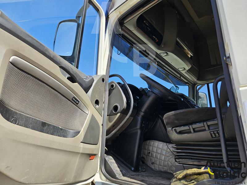 DAF XF105.460 - Vetopöytäauto: kuva DAF XF105.460 - Vetopöytäauto DAF XF105.460 - Vetopöytäauto: kuva DAF XF105.460 - Vetopöytäauto