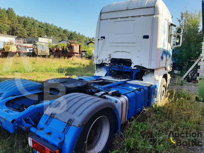 Scania R 440 - Vetopöytäauto: kuva Scania R 440 - Vetopöytäauto Scania R 440 - Vetopöytäauto: kuva Scania R 440 - Vetopöytäauto