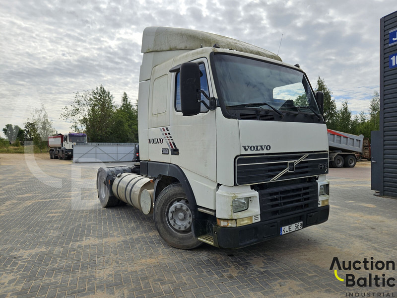 Volvo FH12 - Vetopöytäauto: kuva Volvo FH12 - Vetopöytäauto Volvo FH12 - Vetopöytäauto: kuva Volvo FH12 - Vetopöytäauto