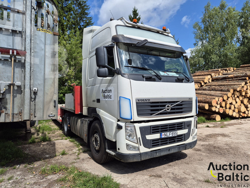 Volvo FH460 - Vetopöytäauto: kuva Volvo FH460 - Vetopöytäauto Volvo FH460 - Vetopöytäauto: kuva Volvo FH460 - Vetopöytäauto