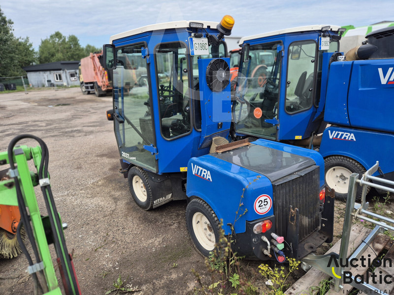 Vitra 2037 Economy - Lakaisuauto: kuva Vitra 2037 Economy - Lakaisuauto Vitra 2037 Economy - Lakaisuauto: kuva Vitra 2037 Economy - Lakaisuauto