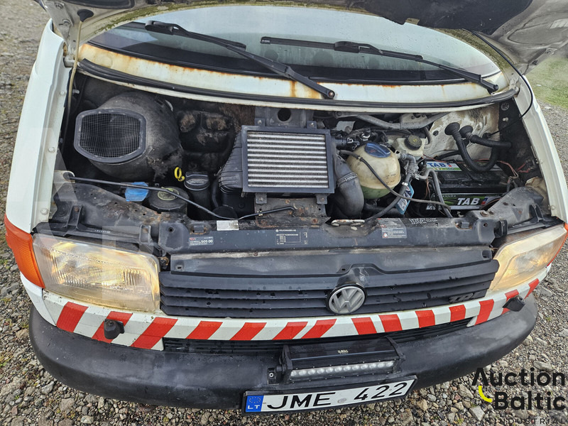 Kippilava-auto Volkswagen Pick-up: kuva Kippilava-auto Volkswagen Pick-up