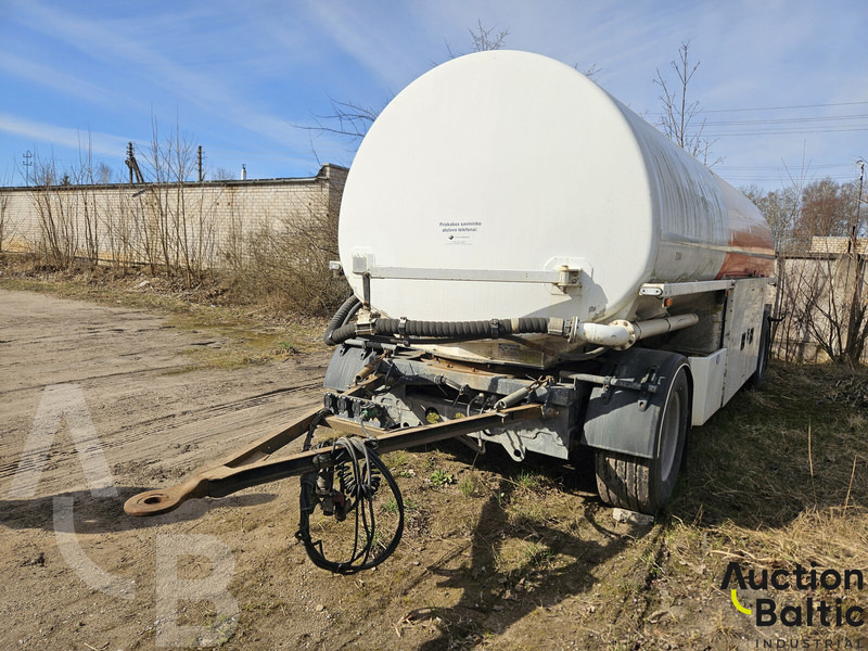 Volvo FH 420 - Säiliöauto: kuva Volvo FH 420 - Säiliöauto Volvo FH 420 - Säiliöauto: kuva Volvo FH 420 - Säiliöauto