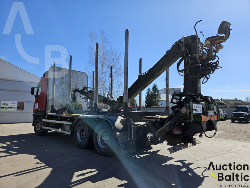 Volvo FH16 - Metsäperävaunu: kuva Volvo FH16 - Metsäperävaunu Volvo FH16 - Metsäperävaunu: kuva Volvo FH16 - Metsäperävaunu