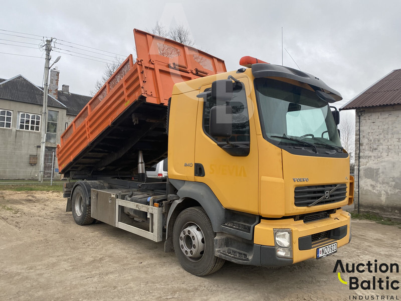 Volvo FL 240 4x2 - Kippiauto kuorma-auto: kuva Volvo FL 240 4x2 - Kippiauto kuorma-auto Volvo FL 240 4x2 - Kippiauto kuorma-auto: kuva Volvo FL 240 4x2 - Kippiauto kuorma-auto