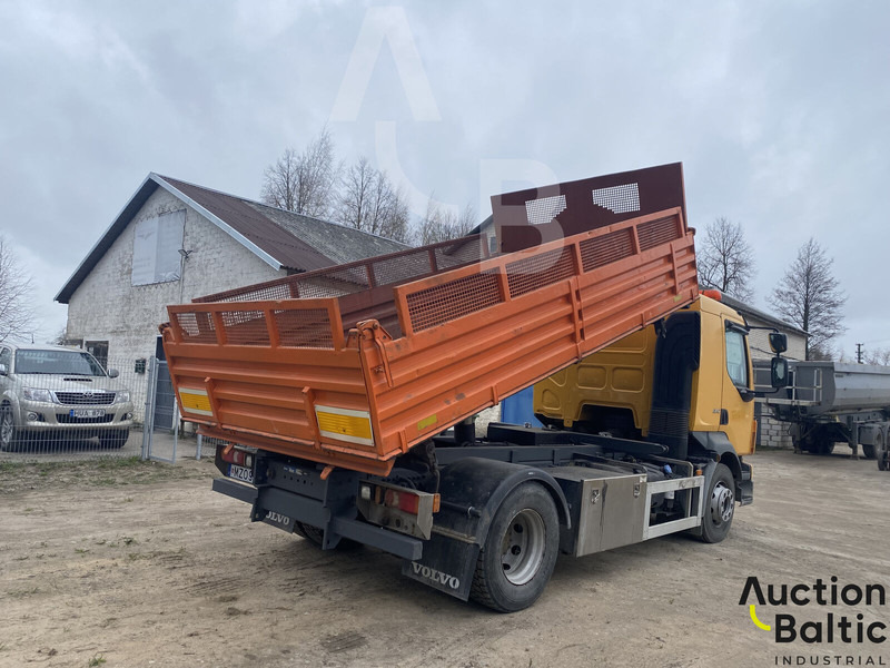 Volvo FL 240 4x2 - Kippiauto kuorma-auto: kuva Volvo FL 240 4x2 - Kippiauto kuorma-auto Volvo FL 240 4x2 - Kippiauto kuorma-auto: kuva Volvo FL 240 4x2 - Kippiauto kuorma-auto