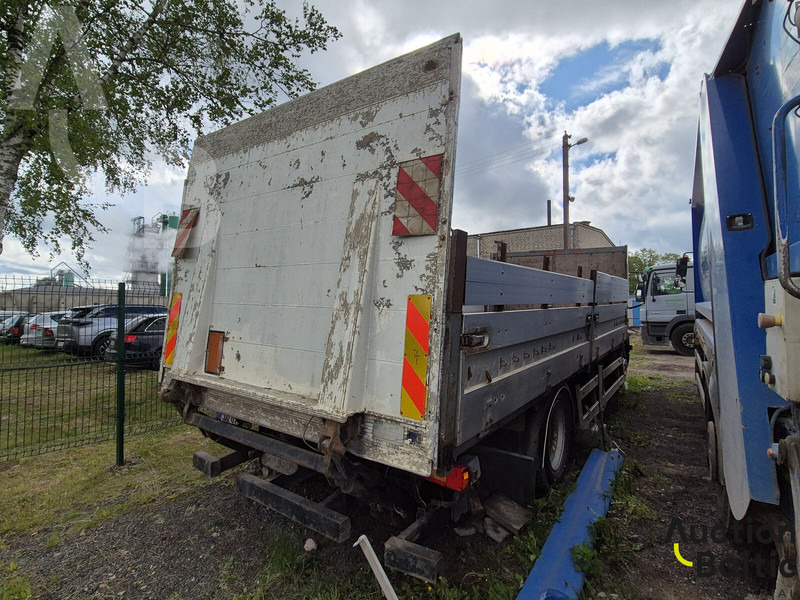 Volvo FL6 - Lava-kuorma-auto: kuva Volvo FL6 - Lava-kuorma-auto Volvo FL6 - Lava-kuorma-auto: kuva Volvo FL6 - Lava-kuorma-auto