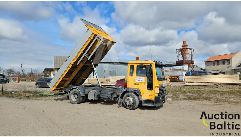 Volvo FL612 - Kippiauto kuorma-auto: kuva Volvo FL612 - Kippiauto kuorma-auto Volvo FL612 - Kippiauto kuorma-auto: kuva Volvo FL612 - Kippiauto kuorma-auto