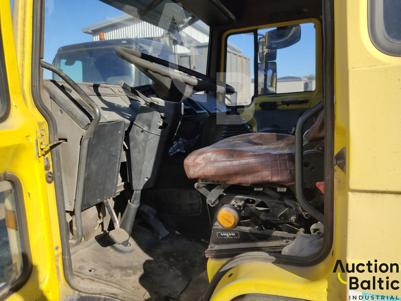 Volvo FL618 - Roska-auto: kuva Volvo FL618 - Roska-auto Volvo FL618 - Roska-auto: kuva Volvo FL618 - Roska-auto