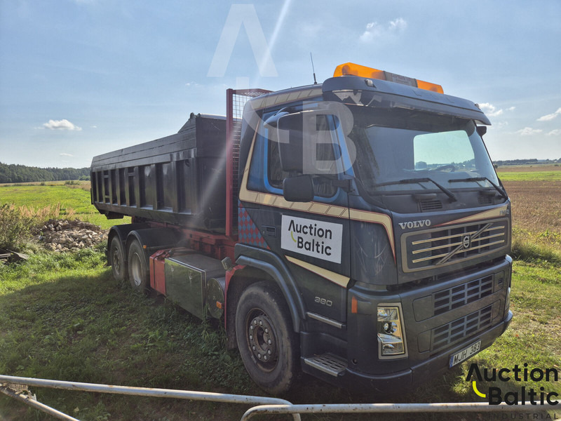 Volvo FM12 - Kippiauto kuorma-auto: kuva Volvo FM12 - Kippiauto kuorma-auto Volvo FM12 - Kippiauto kuorma-auto: kuva Volvo FM12 - Kippiauto kuorma-auto