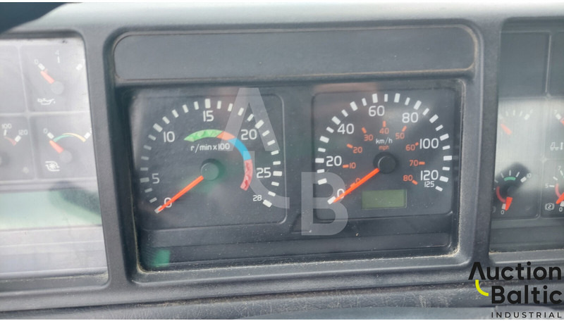 Leasing Volvo FM12 Volvo FM12: kuva Leasing Volvo FM12 Volvo FM12