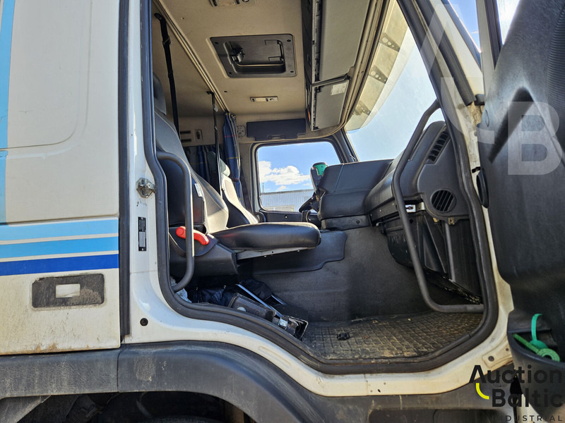 Kippiauto kuorma-auto Volvo FM7 310: kuva Kippiauto kuorma-auto Volvo FM7 310