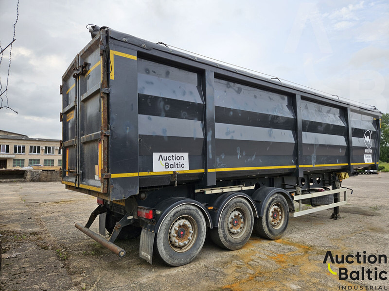 Wielton NW-3 - Pressukapellipuoliperävaunu: kuva Wielton NW-3 - Pressukapellipuoliperävaunu Wielton NW-3 - Pressukapellipuoliperävaunu: kuva Wielton NW-3 - Pressukapellipuoliperävaunu