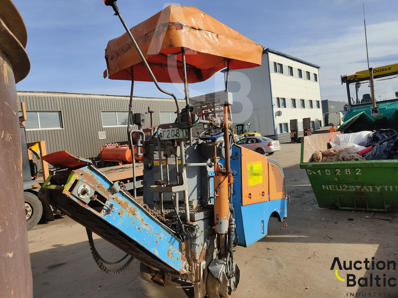 Wirtgen W35DC - Asfaltinlaskija: kuva Wirtgen W35DC - Asfaltinlaskija Wirtgen W35DC - Asfaltinlaskija: kuva Wirtgen W35DC - Asfaltinlaskija