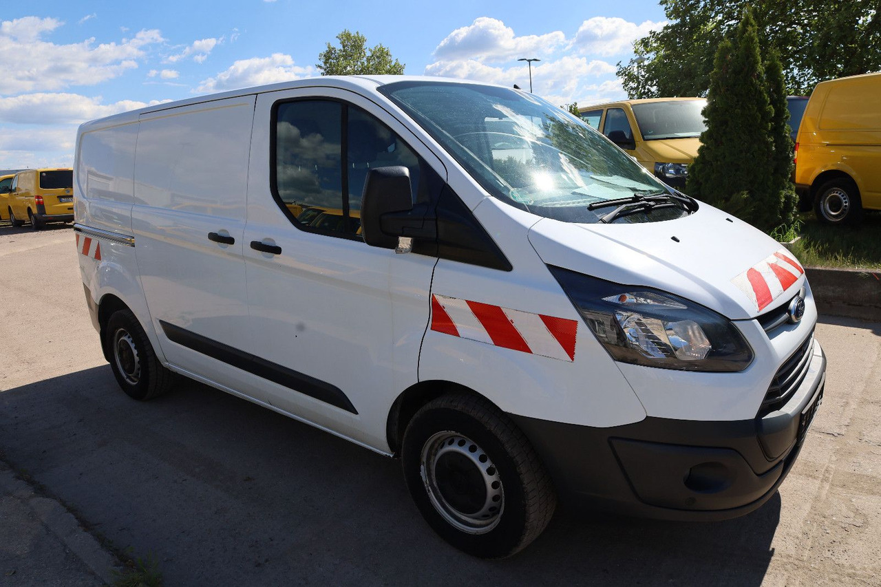 Ford Transit Custom Kasten FCC/Werkstatt/Flügeltüren - Pieni pakettiauto: kuva Ford Transit Custom Kasten FCC/Werkstatt/Flügeltüren - Pieni pakettiauto Ford Transit Custom Kasten FCC/Werkstatt/Flügeltüren - Pieni pakettiauto: kuva Ford Transit Custom Kasten FCC/Werkstatt/Flügeltüren - Pieni pakettiauto