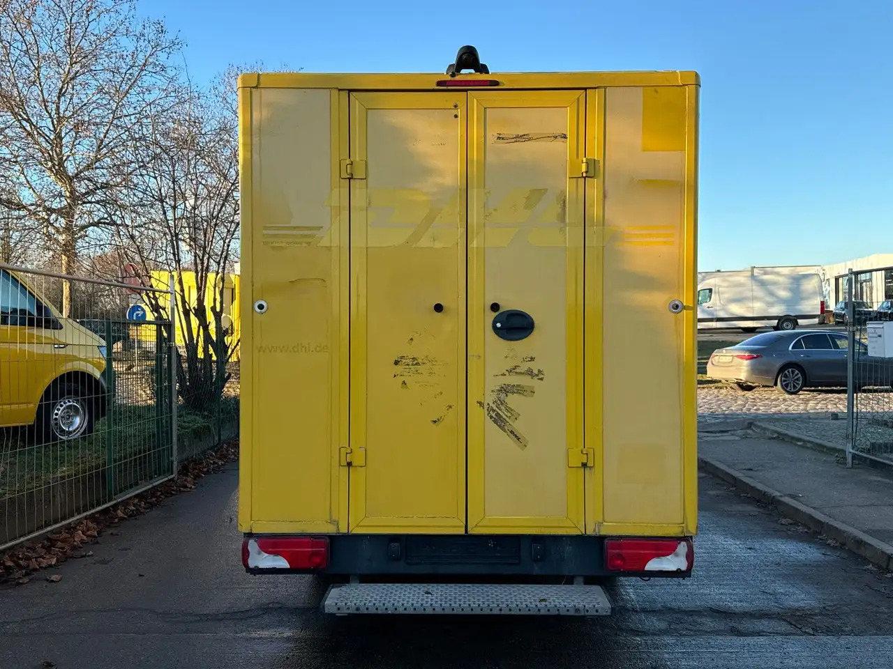 Mercedes-Benz Sprinter II Pritsche/ Koffer/Regalsystem - Jakeluauto: kuva Mercedes-Benz Sprinter II Pritsche/ Koffer/Regalsystem - Jakeluauto Mercedes-Benz Sprinter II Pritsche/ Koffer/Regalsystem - Jakeluauto: kuva Mercedes-Benz Sprinter II Pritsche/ Koffer/Regalsystem - Jakeluauto