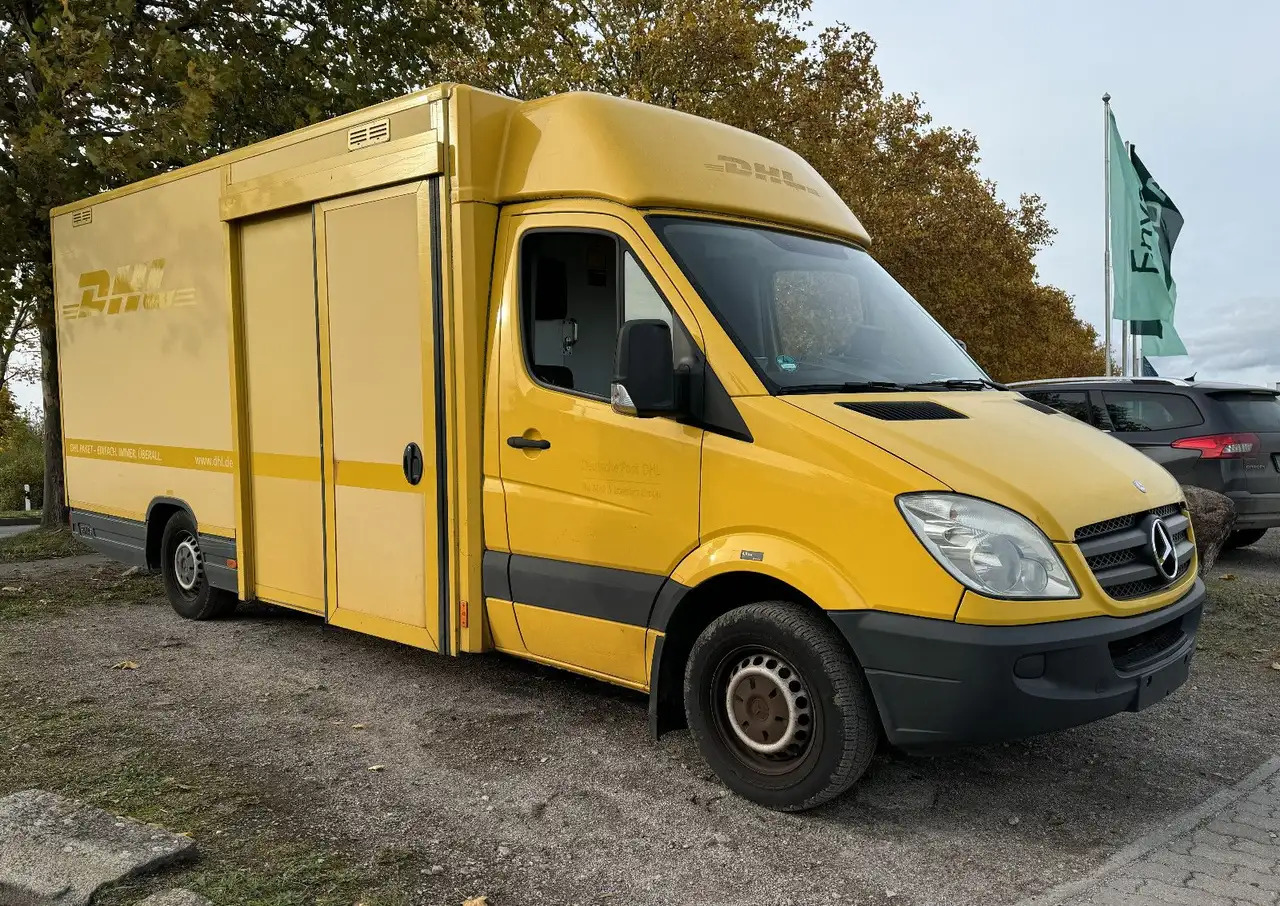 Mercedes-Benz Sprinter II Pritsche/ Koffer/Regalsystem - Jakeluauto: kuva Mercedes-Benz Sprinter II Pritsche/ Koffer/Regalsystem - Jakeluauto Mercedes-Benz Sprinter II Pritsche/ Koffer/Regalsystem - Jakeluauto: kuva Mercedes-Benz Sprinter II Pritsche/ Koffer/Regalsystem - Jakeluauto