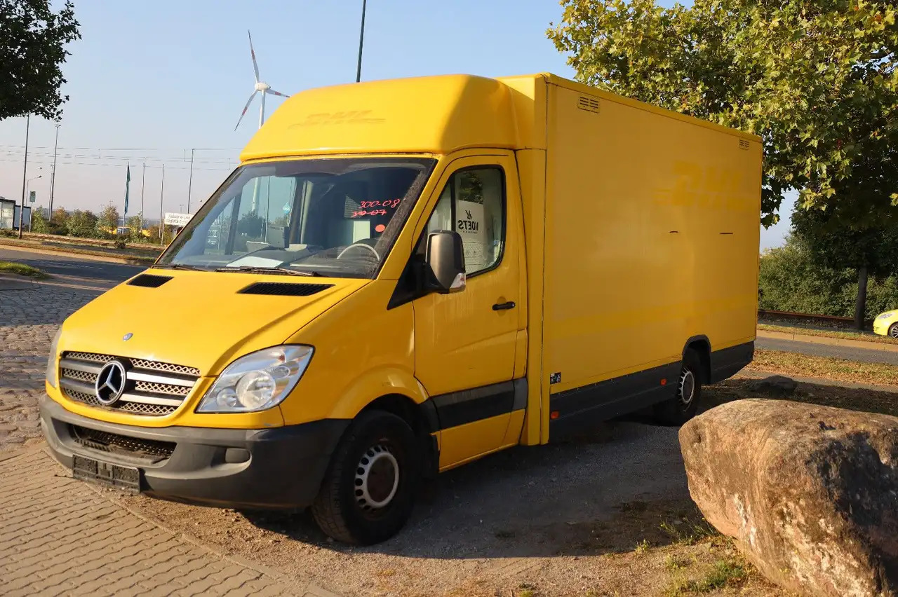 Mercedes-Benz Sprinter II Pritsche/ Koffer/Regalsystem - Jakeluauto: kuva Mercedes-Benz Sprinter II Pritsche/ Koffer/Regalsystem - Jakeluauto Mercedes-Benz Sprinter II Pritsche/ Koffer/Regalsystem - Jakeluauto: kuva Mercedes-Benz Sprinter II Pritsche/ Koffer/Regalsystem - Jakeluauto