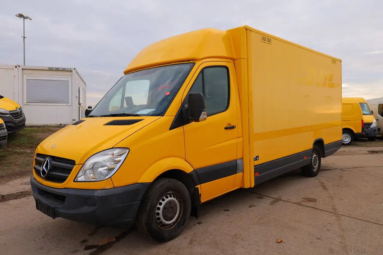 Mercedes-Benz Sprinter II Pritsche/ Koffer/Regalsystem - Jakeluauto: kuva Mercedes-Benz Sprinter II Pritsche/ Koffer/Regalsystem - Jakeluauto Mercedes-Benz Sprinter II Pritsche/ Koffer/Regalsystem - Jakeluauto: kuva Mercedes-Benz Sprinter II Pritsche/ Koffer/Regalsystem - Jakeluauto