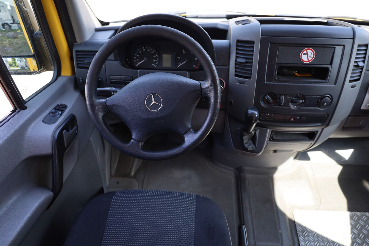 Mercedes-Benz Sprinter II Pritsche/ Koffer/Regalsystem - Jakeluauto: kuva Mercedes-Benz Sprinter II Pritsche/ Koffer/Regalsystem - Jakeluauto Mercedes-Benz Sprinter II Pritsche/ Koffer/Regalsystem - Jakeluauto: kuva Mercedes-Benz Sprinter II Pritsche/ Koffer/Regalsystem - Jakeluauto