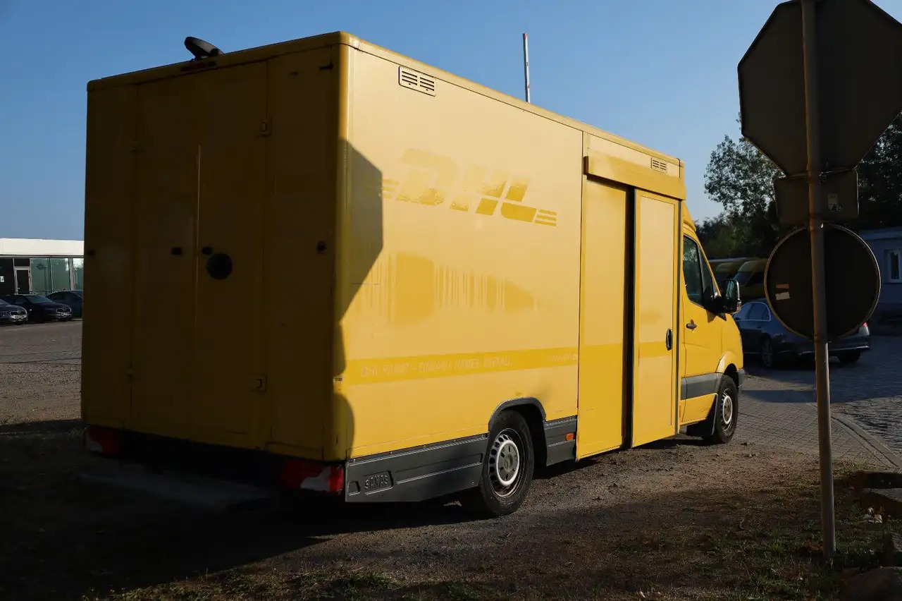 Mercedes-Benz Sprinter II Pritsche/ Koffer/Regalsystem - Jakeluauto: kuva Mercedes-Benz Sprinter II Pritsche/ Koffer/Regalsystem - Jakeluauto Mercedes-Benz Sprinter II Pritsche/ Koffer/Regalsystem - Jakeluauto: kuva Mercedes-Benz Sprinter II Pritsche/ Koffer/Regalsystem - Jakeluauto