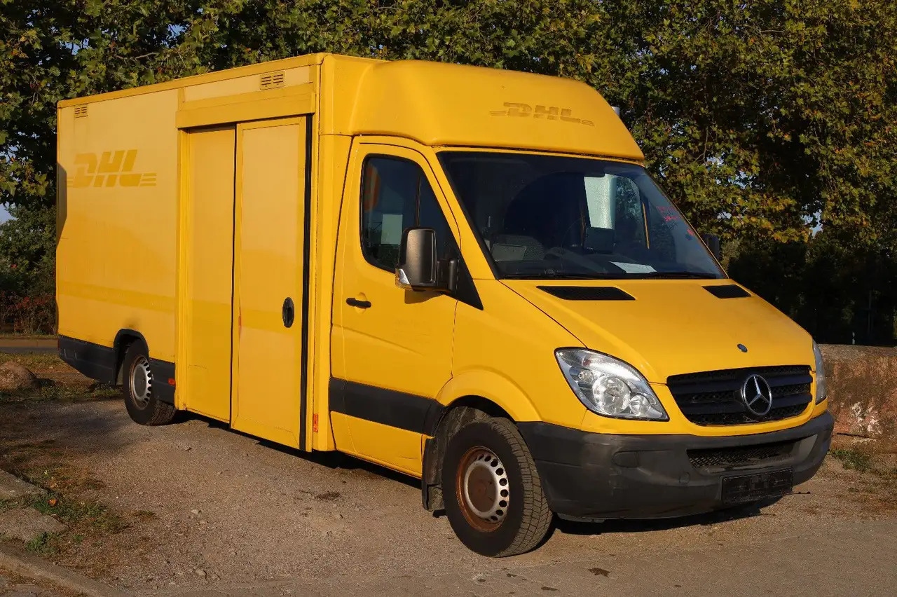 Mercedes-Benz Sprinter II Pritsche/ Koffer/Regalsystem - Jakeluauto: kuva Mercedes-Benz Sprinter II Pritsche/ Koffer/Regalsystem - Jakeluauto Mercedes-Benz Sprinter II Pritsche/ Koffer/Regalsystem - Jakeluauto: kuva Mercedes-Benz Sprinter II Pritsche/ Koffer/Regalsystem - Jakeluauto