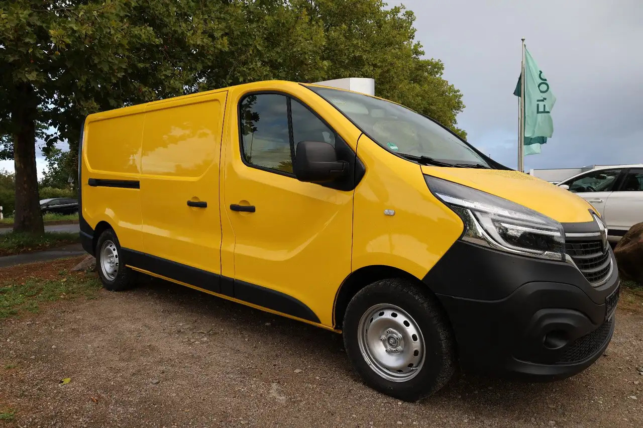 Renault Trafic Kasten L2H1 3,0t Komfort - Henkilöauto: kuva Renault Trafic Kasten L2H1 3,0t Komfort - Henkilöauto Renault Trafic Kasten L2H1 3,0t Komfort - Henkilöauto: kuva Renault Trafic Kasten L2H1 3,0t Komfort - Henkilöauto