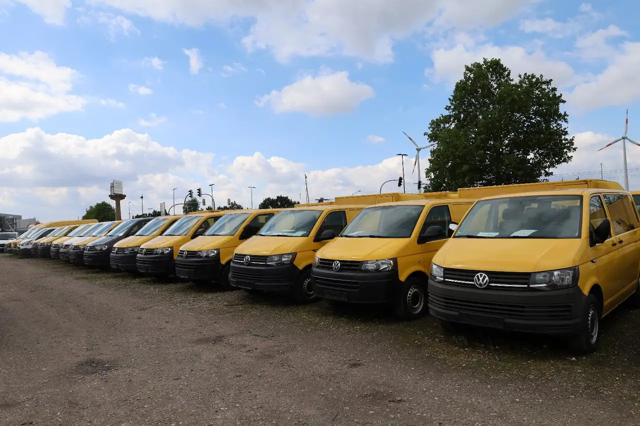 Volkswagen T5 Transporter Kasten-Kombi 2.0 TDI/EU5/5-Sitze - Jatko-ohjaamo kevyt kuorma-auto: kuva Volkswagen T5 Transporter Kasten-Kombi 2.0 TDI/EU5/5-Sitze - Jatko-ohjaamo kevyt kuorma-auto Volkswagen T5 Transporter Kasten-Kombi 2.0 TDI/EU5/5-Sitze - Jatko-ohjaamo kevyt kuorma-auto: kuva Volkswagen T5 Transporter Kasten-Kombi 2.0 TDI/EU5/5-Sitze - Jatko-ohjaamo kevyt kuorma-auto