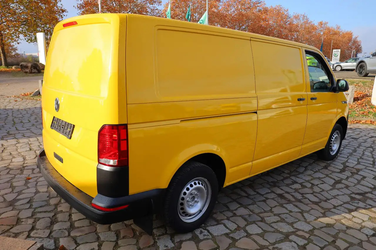 Volkswagen T6 Transporter - Henkilöauto: kuva Volkswagen T6 Transporter - Henkilöauto Volkswagen T6 Transporter - Henkilöauto: kuva Volkswagen T6 Transporter - Henkilöauto