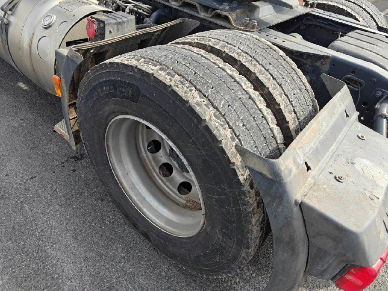 IVECO Stralis AS440S46T/PLNG Intarder Klima Luftfeder ZV - Vetopöytäauto: kuva IVECO Stralis AS440S46T/PLNG Intarder Klima Luftfeder ZV - Vetopöytäauto IVECO Stralis AS440S46T/PLNG Intarder Klima Luftfeder ZV - Vetopöytäauto: kuva IVECO Stralis AS440S46T/PLNG Intarder Klima Luftfeder ZV - Vetopöytäauto