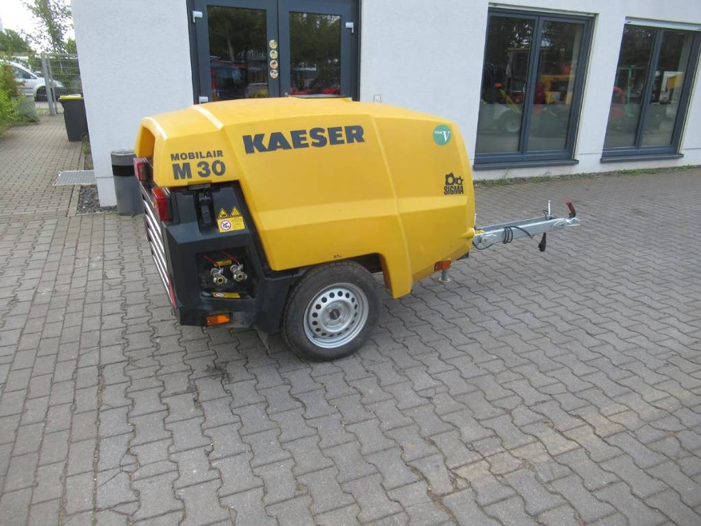 Kaeser M30 PE-2 - Ilmakompressori: kuva Kaeser M30 PE-2 - Ilmakompressori Kaeser M30 PE-2 - Ilmakompressori: kuva Kaeser M30 PE-2 - Ilmakompressori
