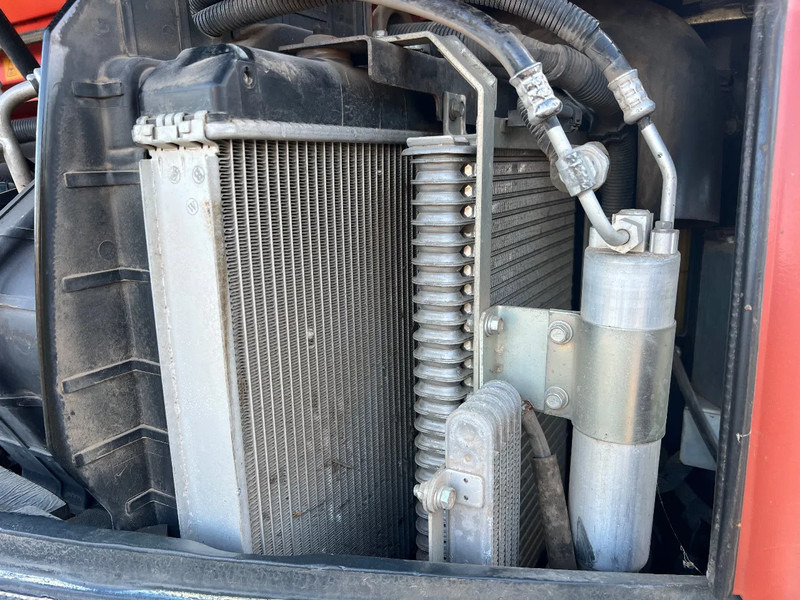 Kaikki maastonosturi Kubota KX080-4: kuva Kaikki maastonosturi Kubota KX080-4