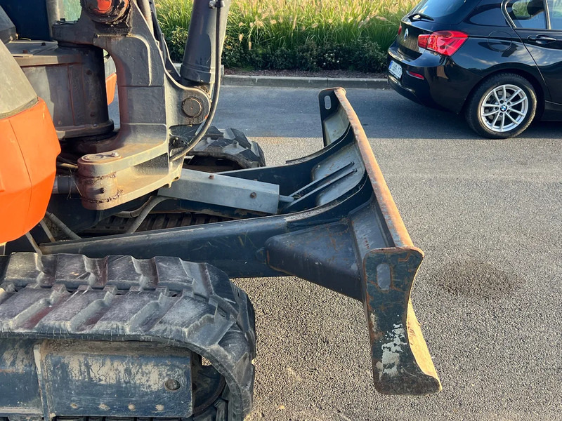 Kaikki maastonosturi Kubota KX080-4: kuva Kaikki maastonosturi Kubota KX080-4