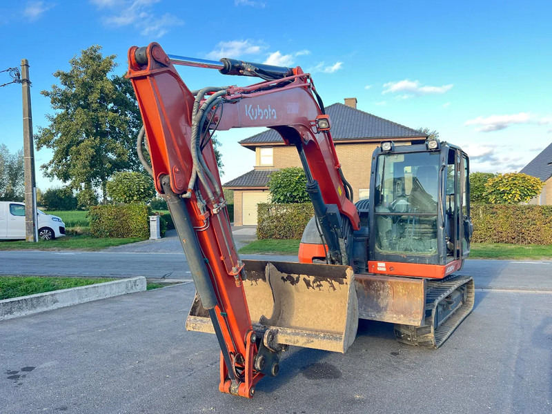Kaikki maastonosturi Kubota KX080-4: kuva Kaikki maastonosturi Kubota KX080-4