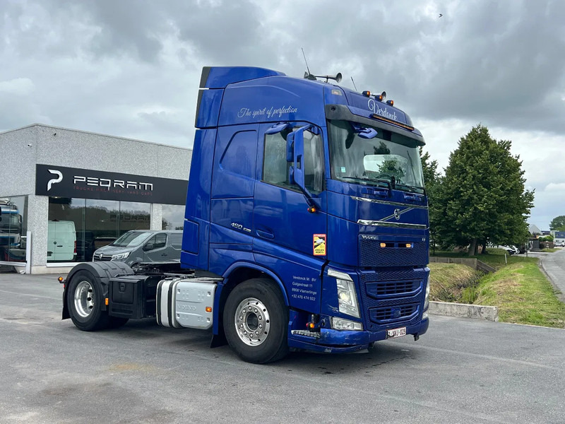 Volvo FH 460 LNG+Diesel full options 2021 model - Vetopöytäauto: kuva Volvo FH 460 LNG+Diesel full options 2021 model - Vetopöytäauto Volvo FH 460 LNG+Diesel full options 2021 model - Vetopöytäauto: kuva Volvo FH 460 LNG+Diesel full options 2021 model - Vetopöytäauto