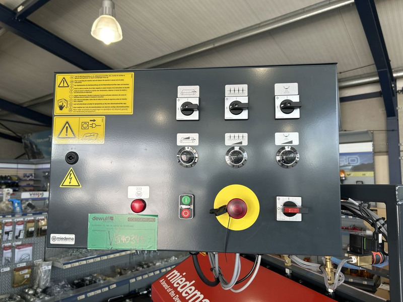 Dewulf PGS 4 verlengd - Elintarviketeollisuuden kone: kuva Dewulf PGS 4 verlengd - Elintarviketeollisuuden kone Dewulf PGS 4 verlengd - Elintarviketeollisuuden kone: kuva Dewulf PGS 4 verlengd - Elintarviketeollisuuden kone