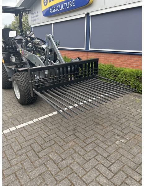 Giant Tobroco Tegelriek - Pyöräkuormaaja: kuva Giant Tobroco Tegelriek - Pyöräkuormaaja Giant Tobroco Tegelriek - Pyöräkuormaaja: kuva Giant Tobroco Tegelriek - Pyöräkuormaaja