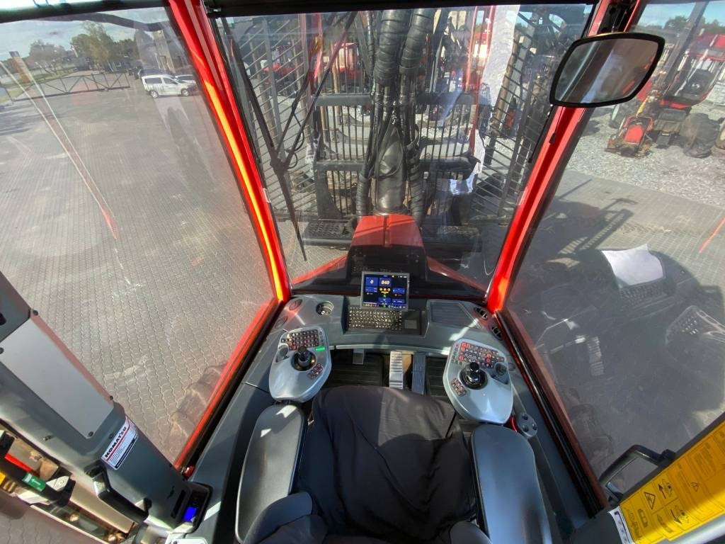 Kuormatraktori Komatsu 855: kuva Kuormatraktori Komatsu 855