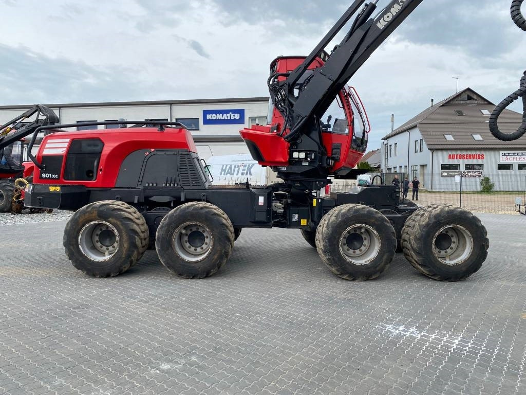 Komatsu 901 XC - Harvesteri: kuva Komatsu 901 XC - Harvesteri Komatsu 901 XC - Harvesteri: kuva Komatsu 901 XC - Harvesteri