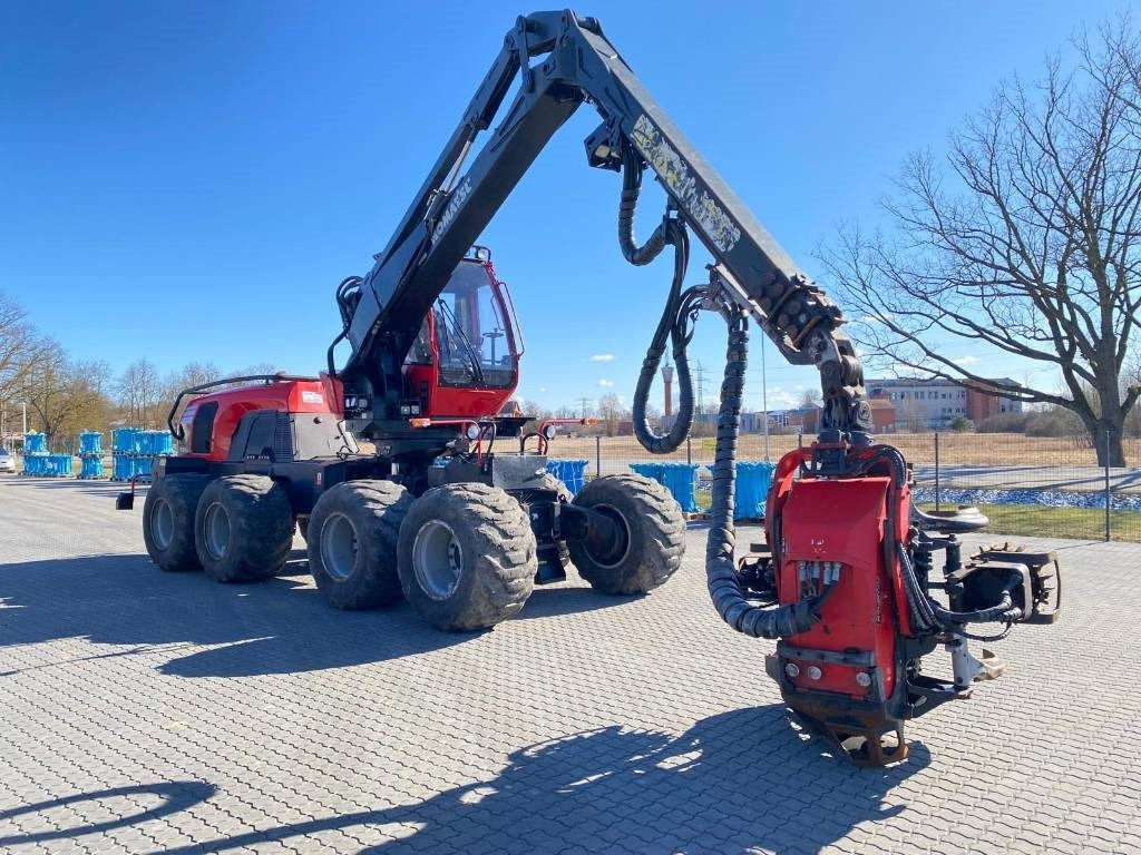 Komatsu 931 XC - Harvesteri: kuva Komatsu 931 XC - Harvesteri Komatsu 931 XC - Harvesteri: kuva Komatsu 931 XC - Harvesteri