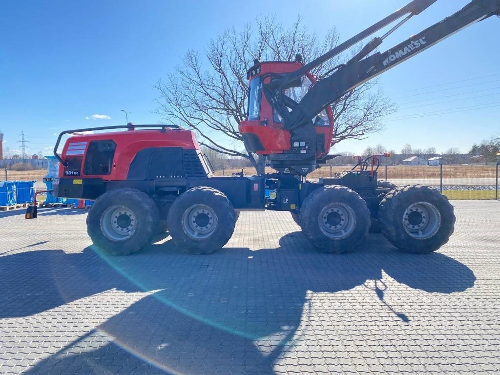 Komatsu 931 XC - Harvesteri: kuva Komatsu 931 XC - Harvesteri Komatsu 931 XC - Harvesteri: kuva Komatsu 931 XC - Harvesteri