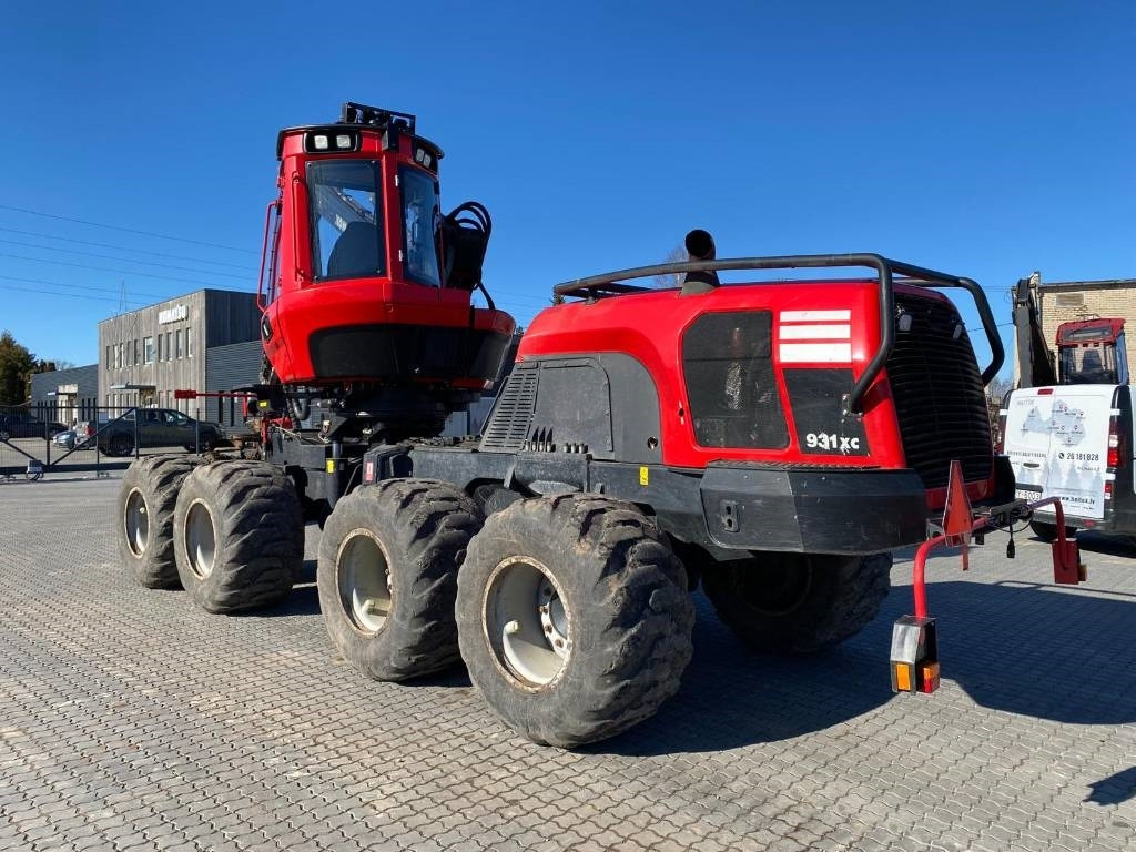 Komatsu 931 XC - Harvesteri: kuva Komatsu 931 XC - Harvesteri Komatsu 931 XC - Harvesteri: kuva Komatsu 931 XC - Harvesteri